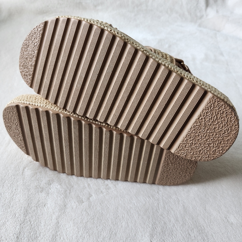 NEW!Steve Madden Woven Platform Sandals w Gold SIZE 7 - Picture 8 of 12
